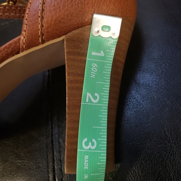 Franco Sarto Cris-cross Pumps - Picture 6 of 6